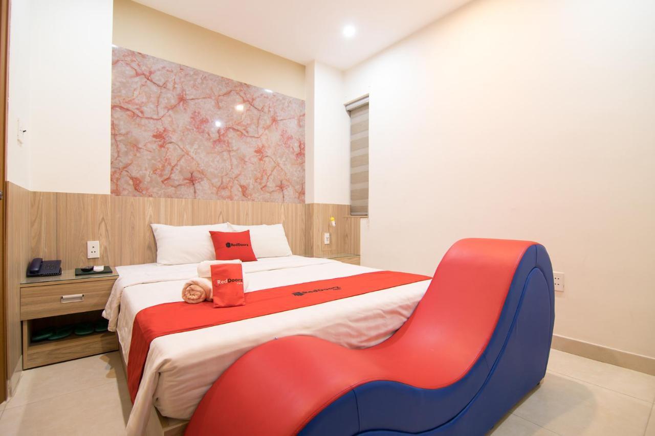 Love Hotel Tran Binh Trong Binh Thanh Хошимин Экстерьер фото